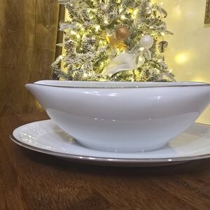 Noritake Silverdale Gravy Boat Soup Toureen With Attached Saucer Dish